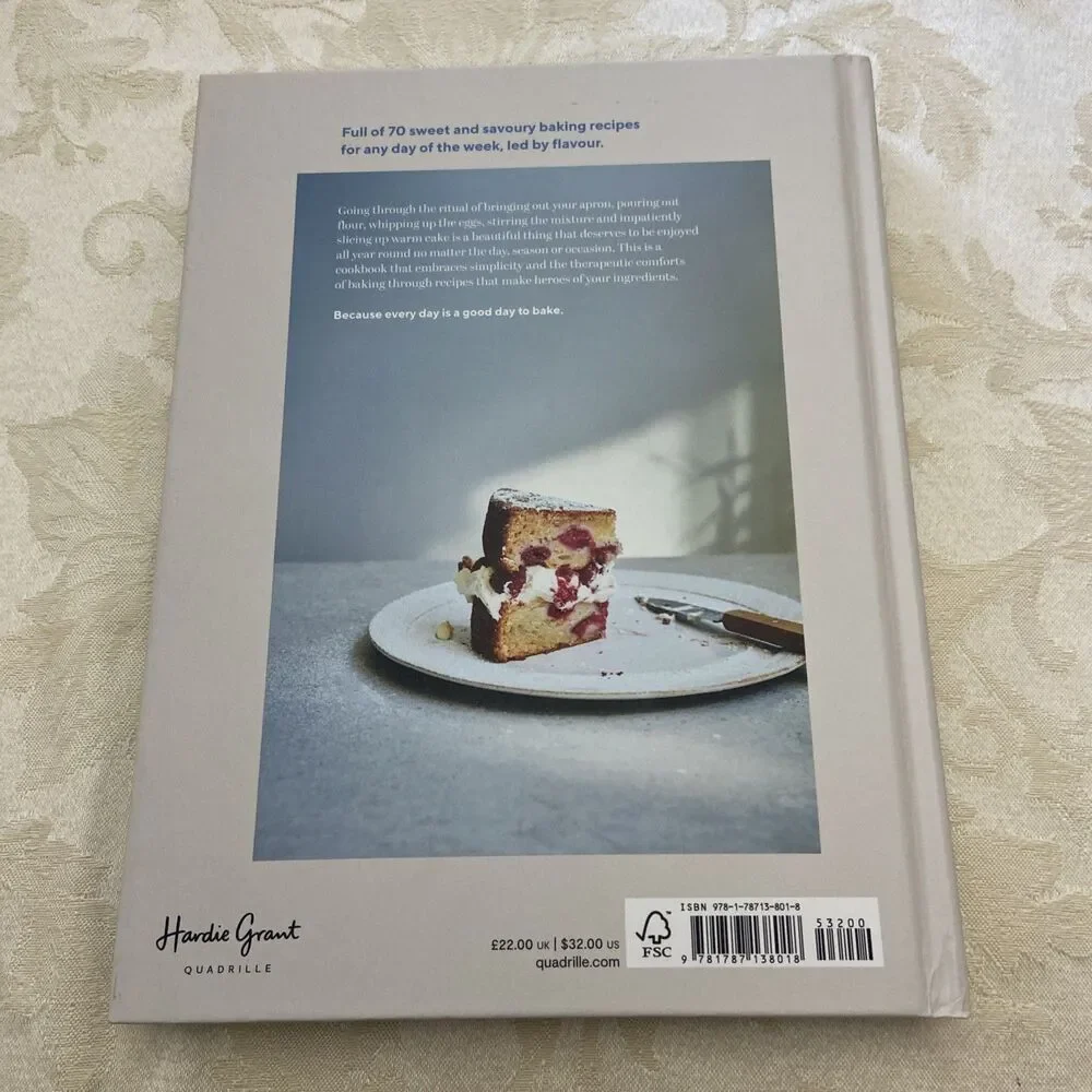 Good Day to Bake : Simple Baking Recipes for Every Mood, Hardcover by Ebuehi,...
